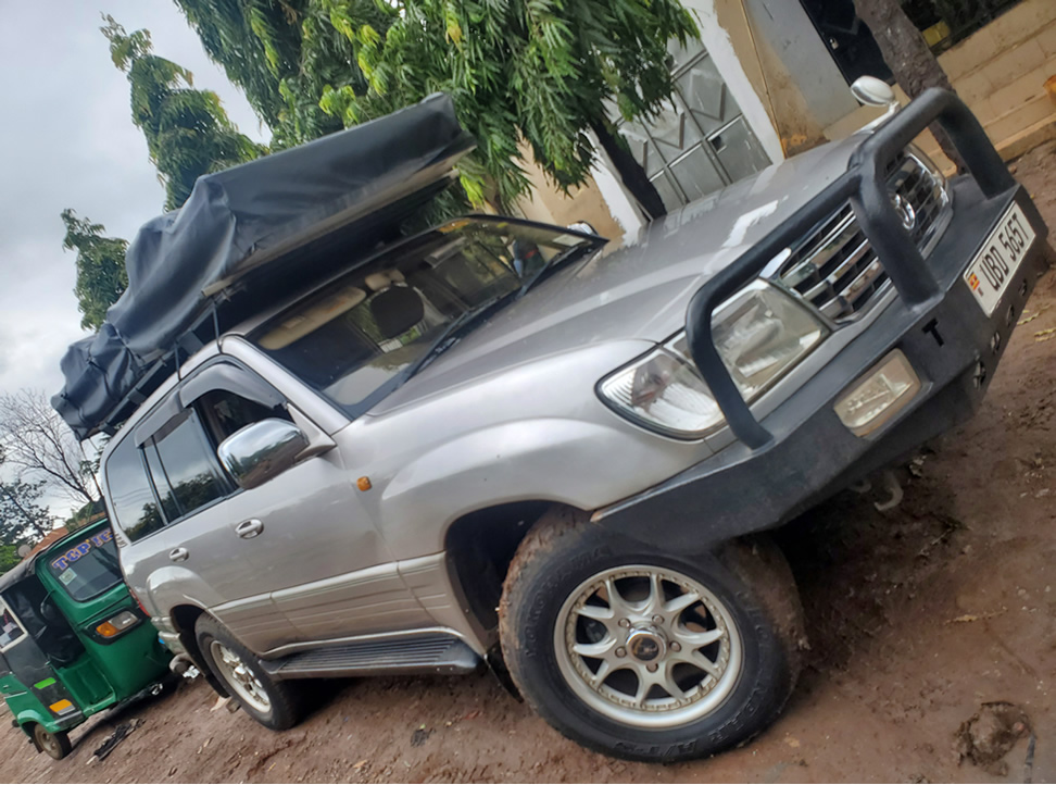 4x4 Rooftop tent car - Tanzania self drive Tours