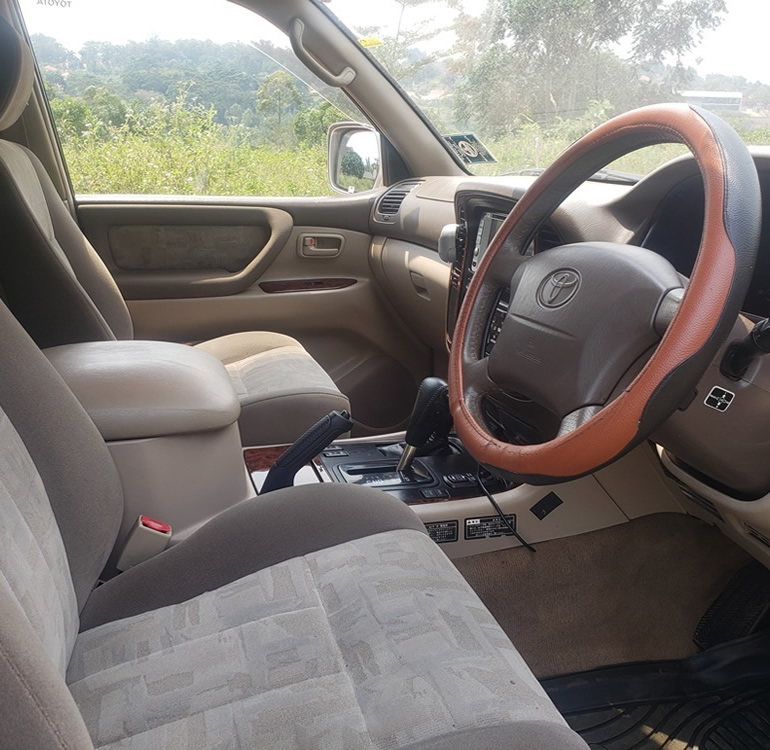 4x4-Automatic-Land-Cruiser